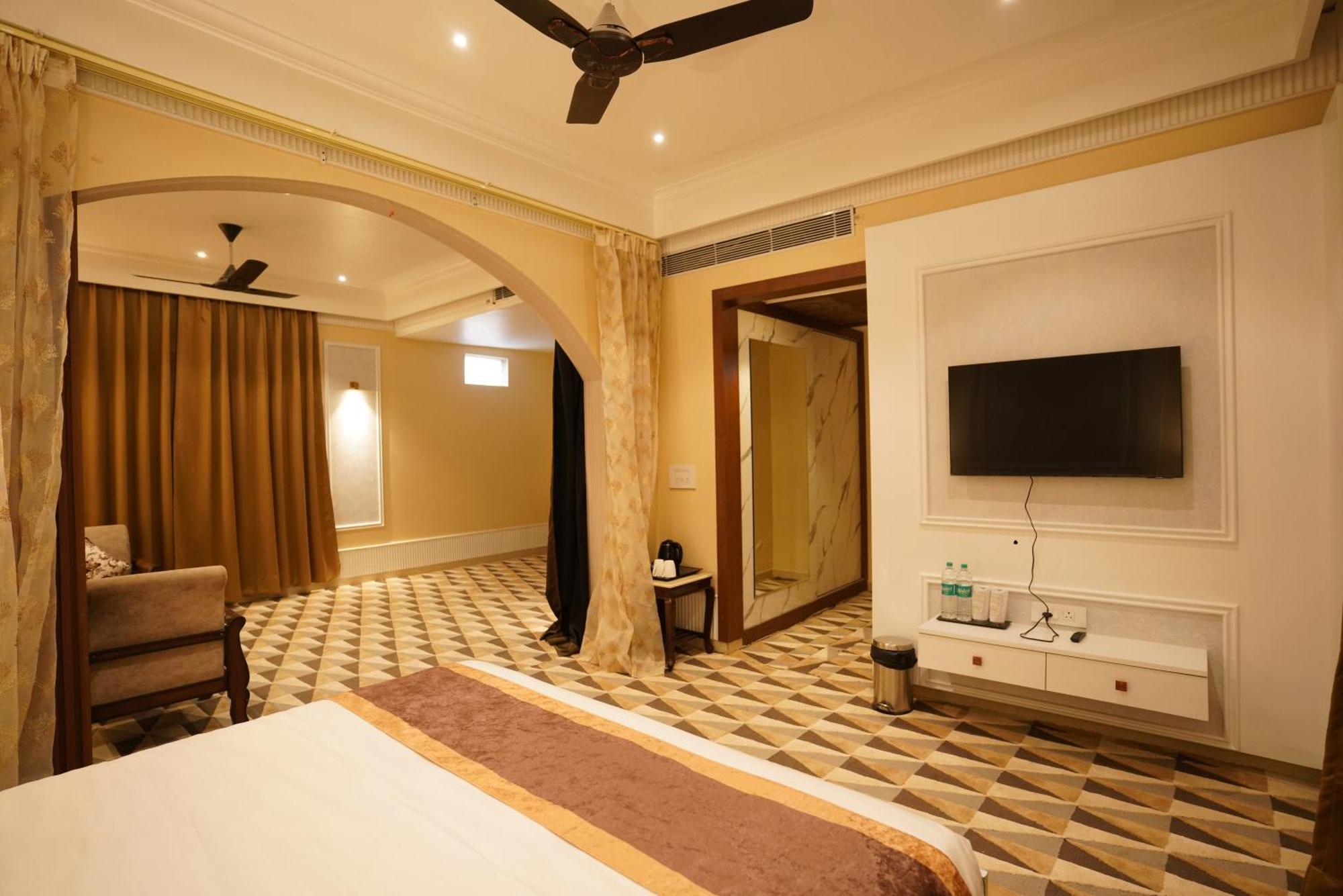 The Fort Moradabad Ngoại thất bức ảnh